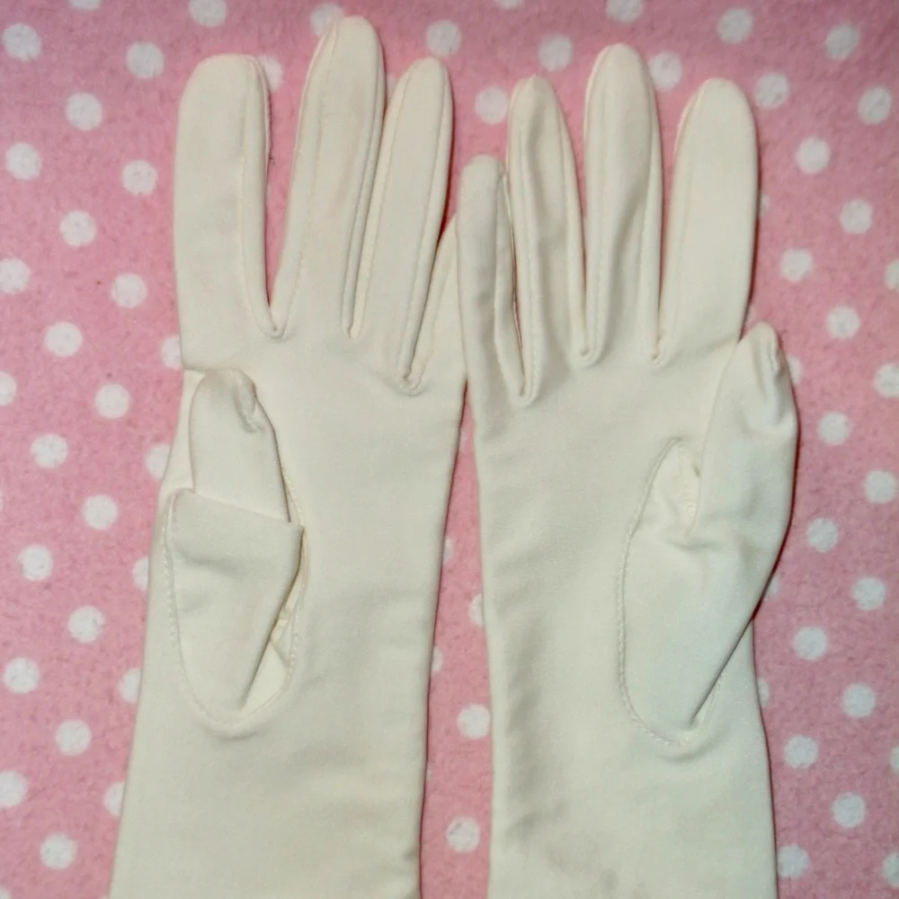 Two pair vintage 80’s gloves!! Both New